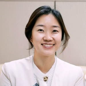 Ahkyung Park